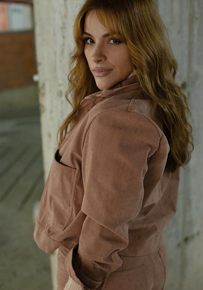 CHAQUETA SILUETA OVERSIZE