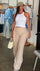 PANTALON CON CINTURON EN LA PRETINA