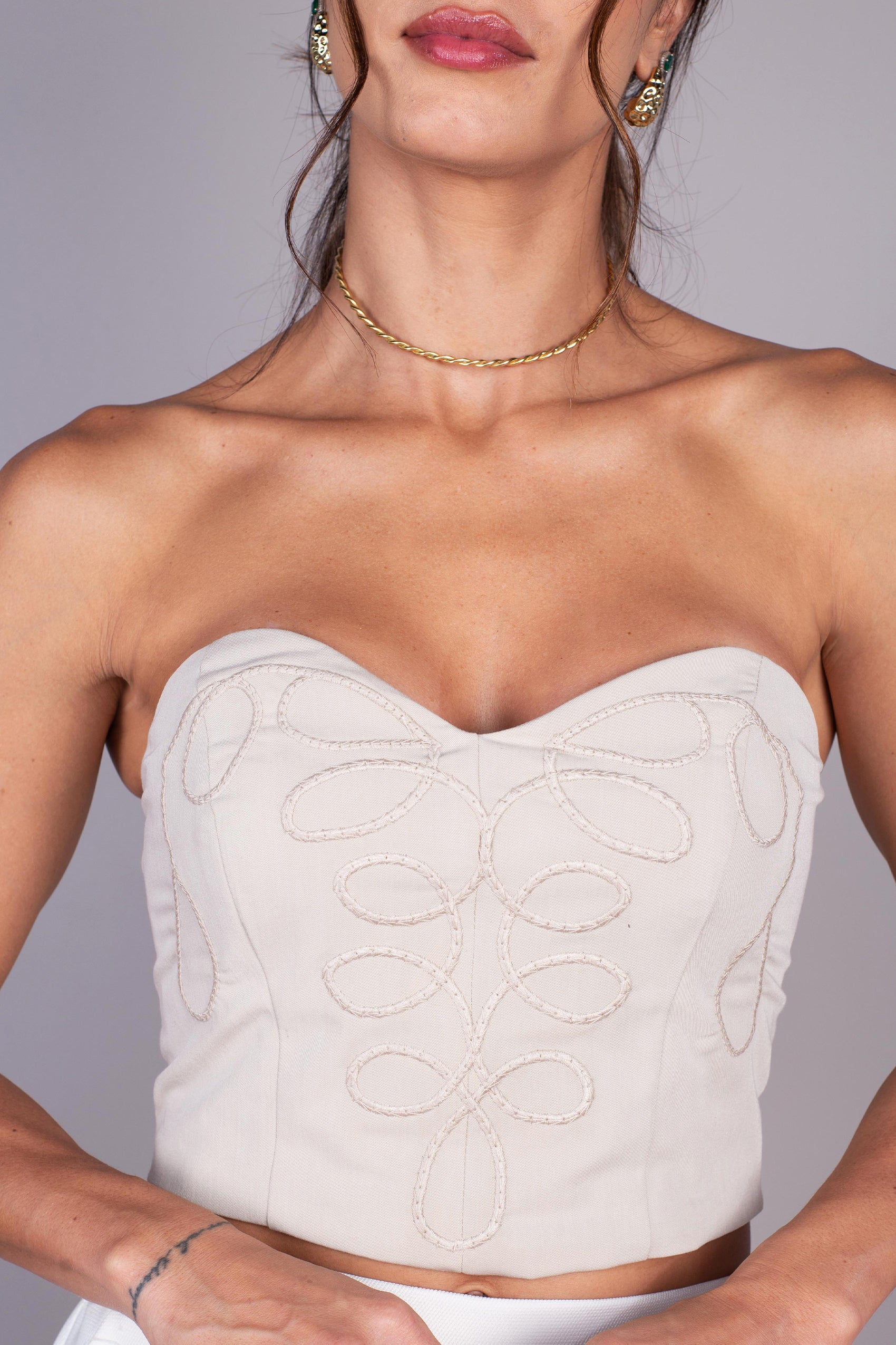 CROP TOP STRAPLESS ESCOTE CORAZÓN