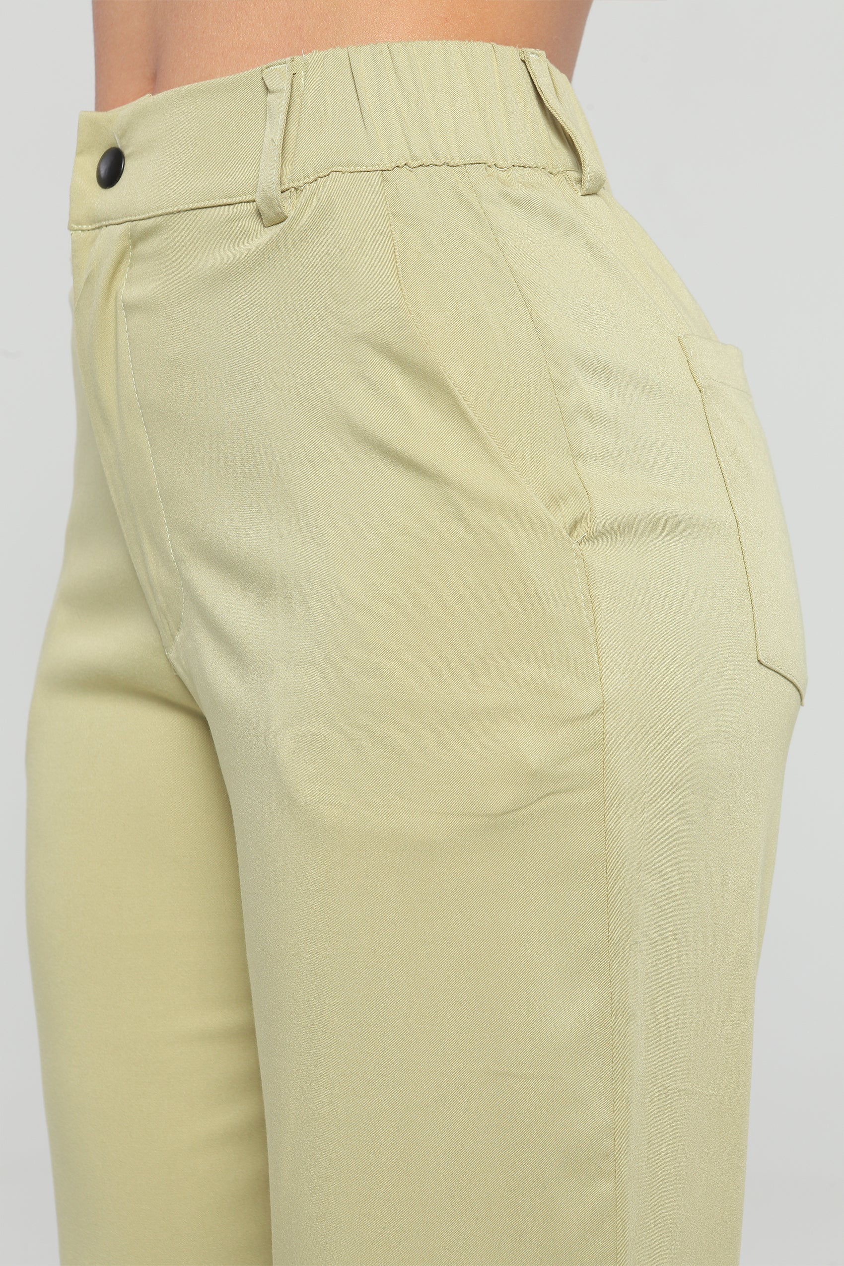 PANTALON SILUETA SEMIJAUSTADA, BOSILLO DIAGONAL