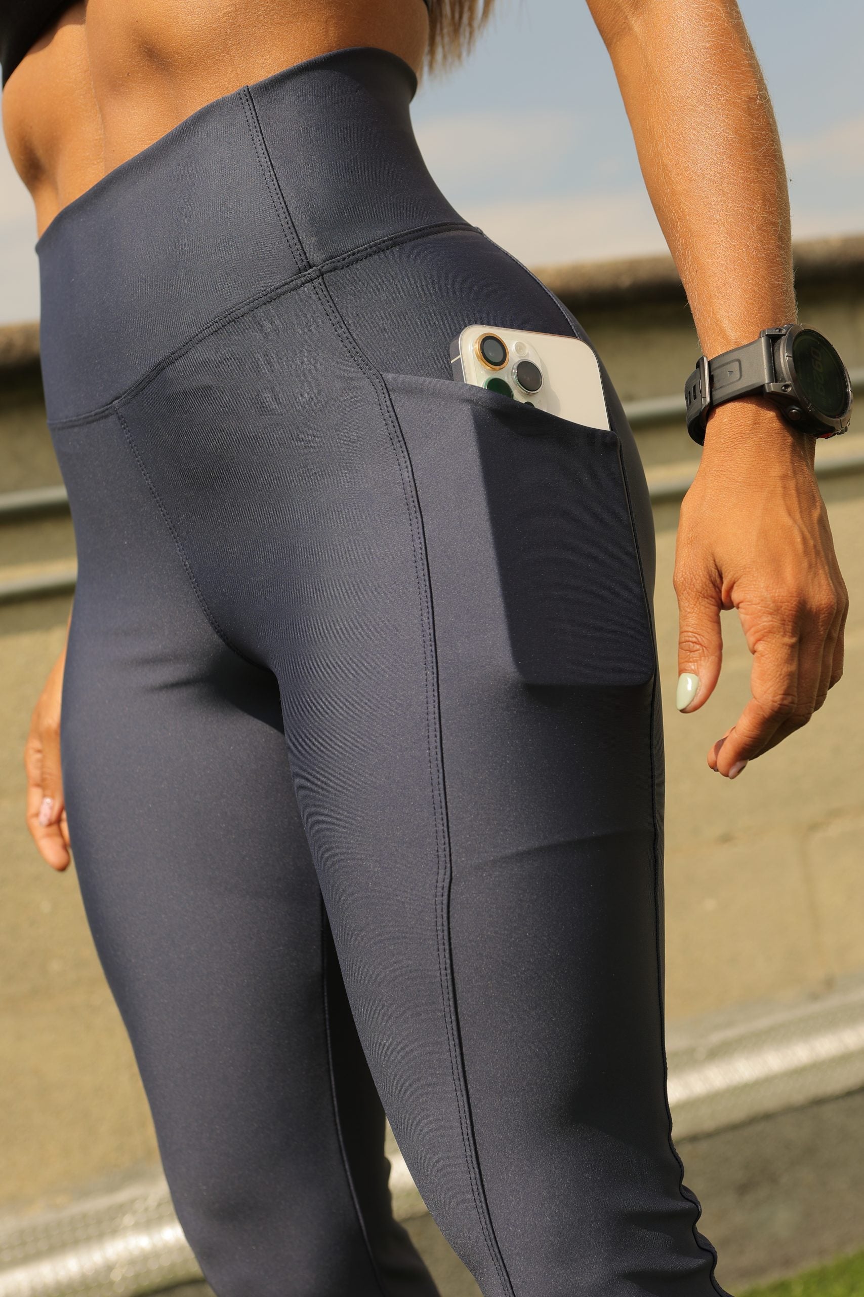 Conjunto deportivo, leggins y top corto