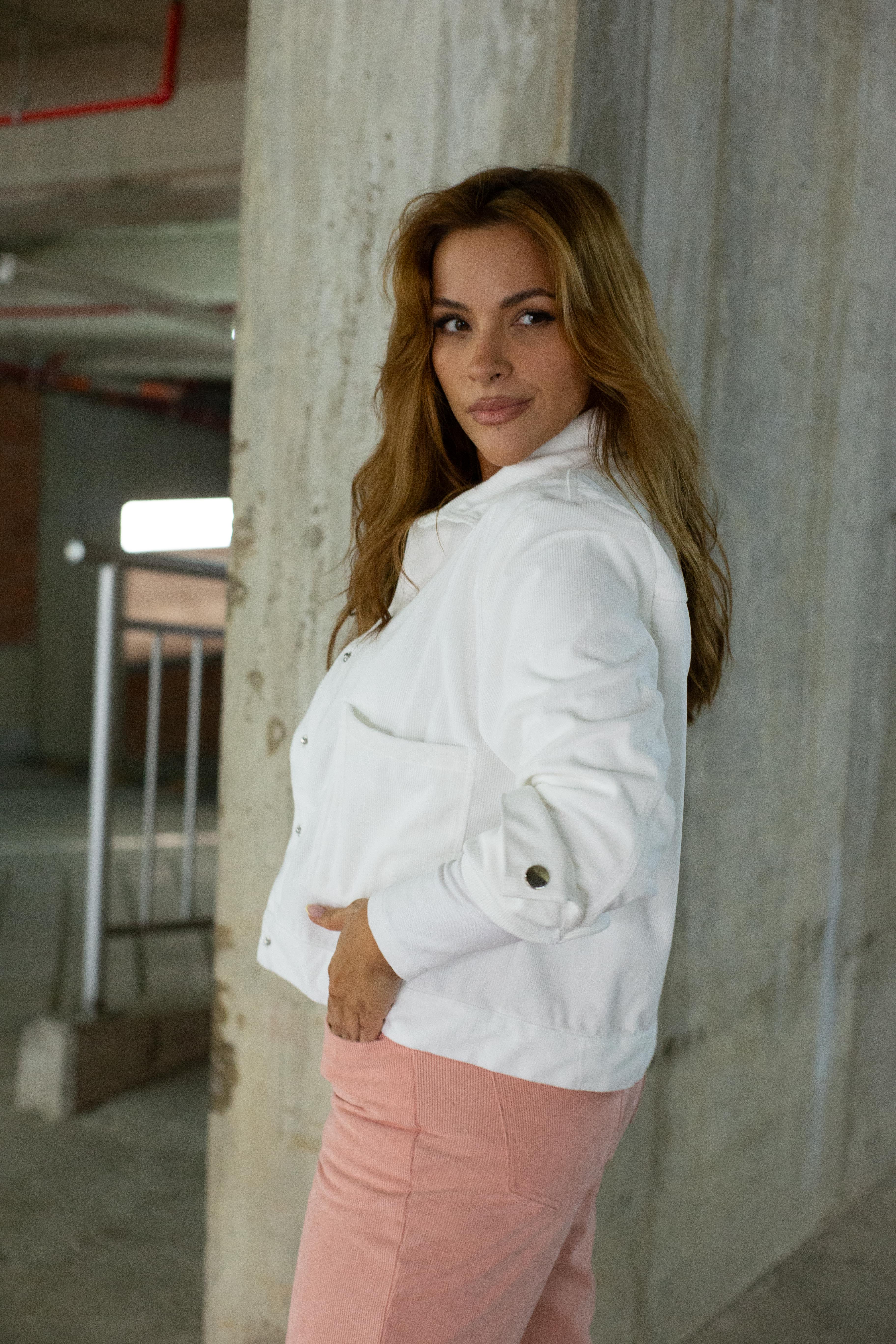 CHAQUETA SILUETA OVERSIZE