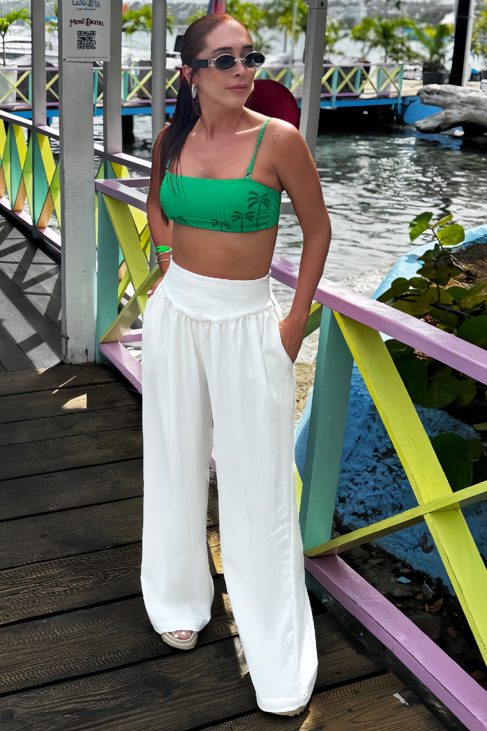 PANTALON PRETINA ANATÓMICA CON DETALLE EN PRETINA