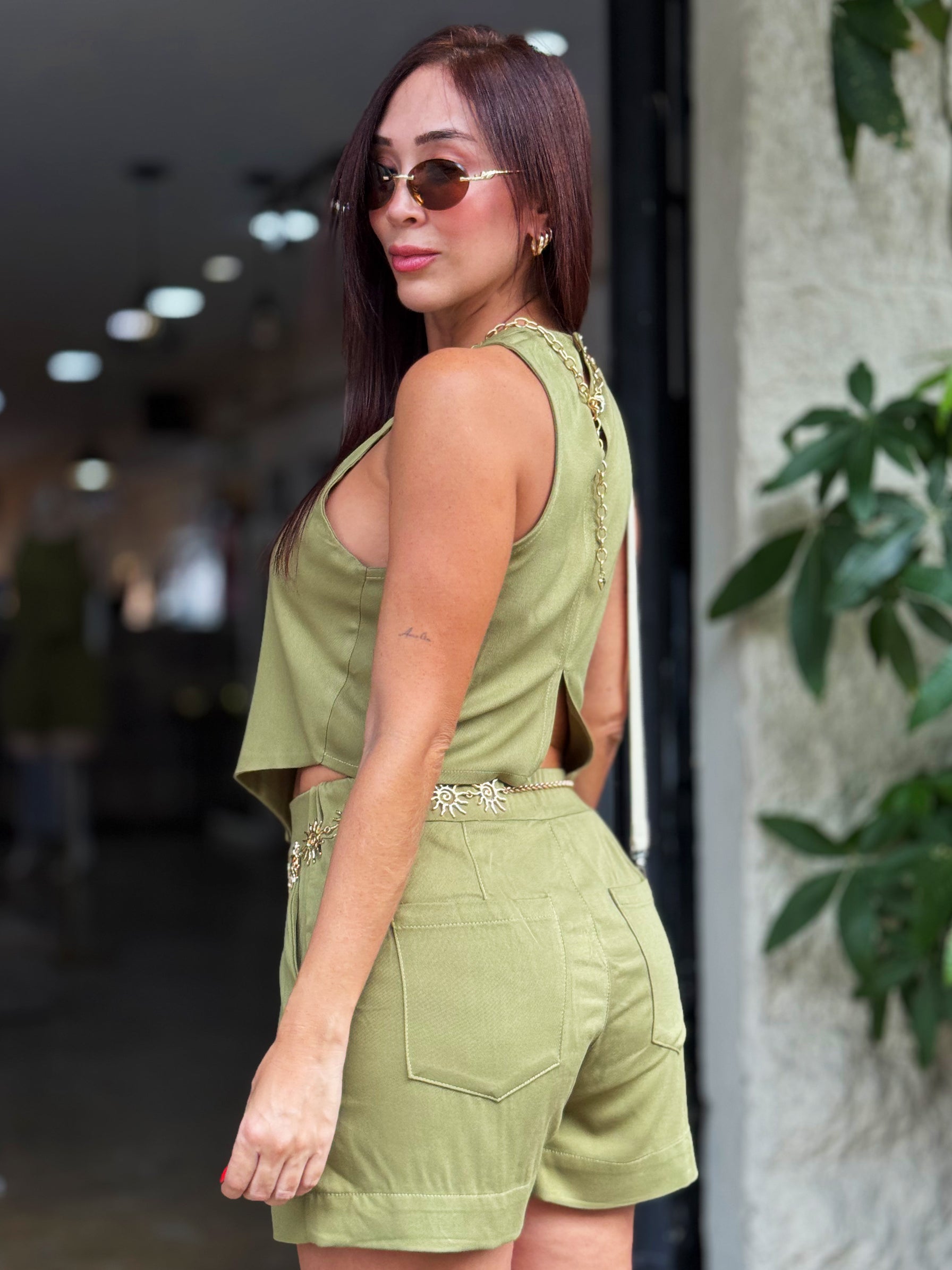 CONJUTO CON BLUSA Y SHORT