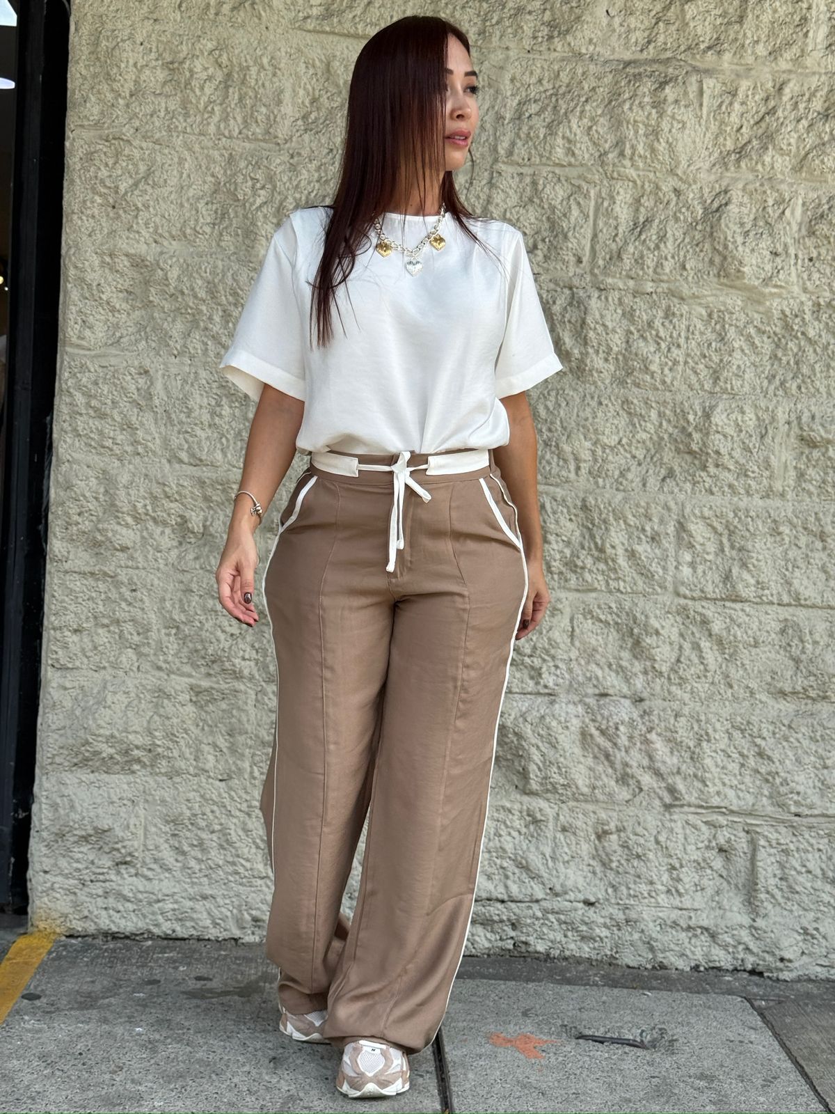CONJUNTO CON PARTE INFERIOR CON VIVO