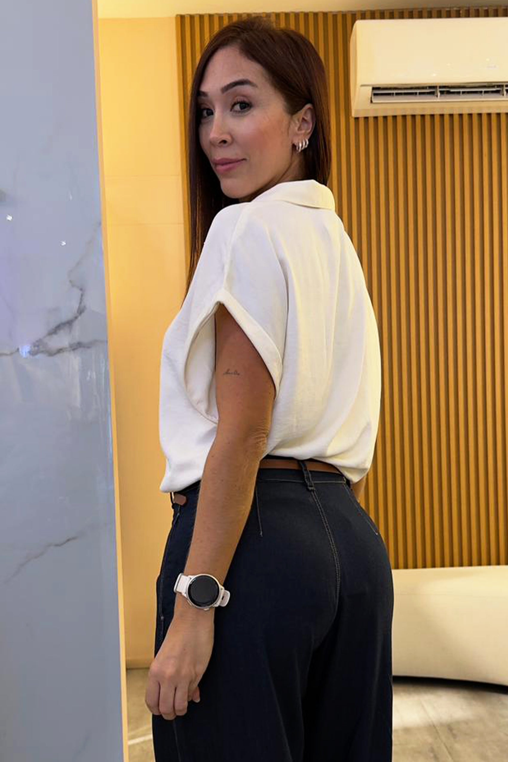 BLUSA CUELLO V MANGA INCLUIDA