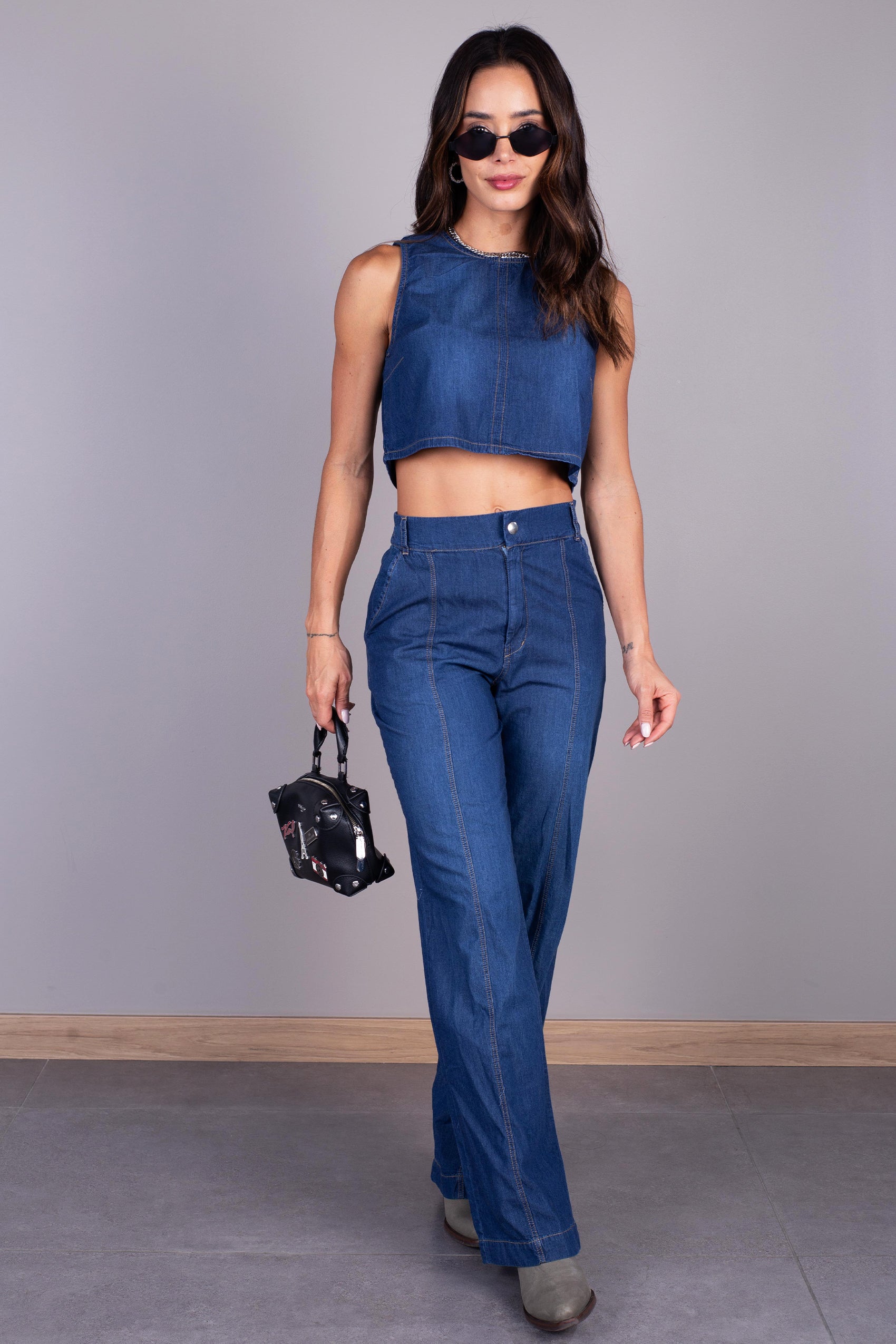 PANTALÓN CON PRETINA RESORTADA