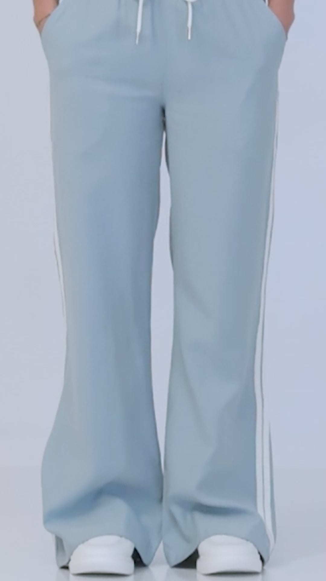 PANTALON BOTA CAMPANA CON TIRO ALTO